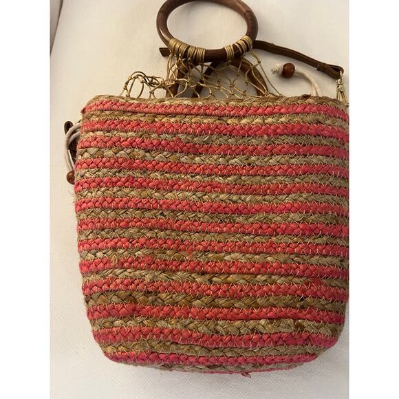 NANETTE LEPORE CLEMENTINE JUTE BUCKET SHOULDER BAG (BERRY) MSRP $68.00 - Picture 2 of 4